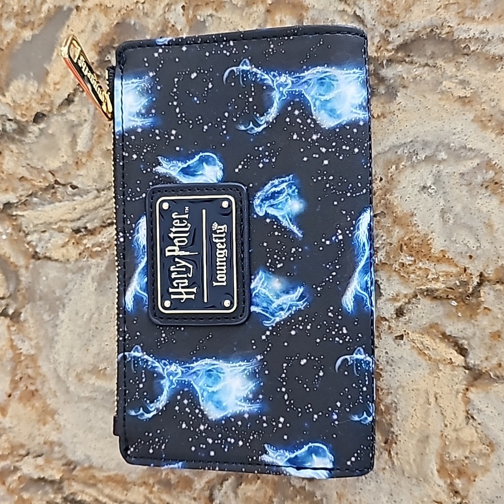 NWOT Loungefly Harry Potter Expecto Patronum Wallet